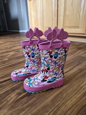 Disney Pink Minnie & Friends Kids Rain Boots with Bow Handles- Toddler 5/6